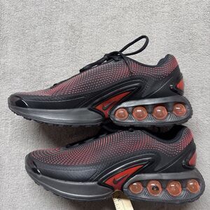 NIB Mens Nike Air Max DN ES Black/Black-Black Running Shoes HV5235-002 Size 11